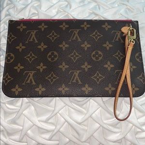 Louis Vuitton Neverfull Pochette Monogram